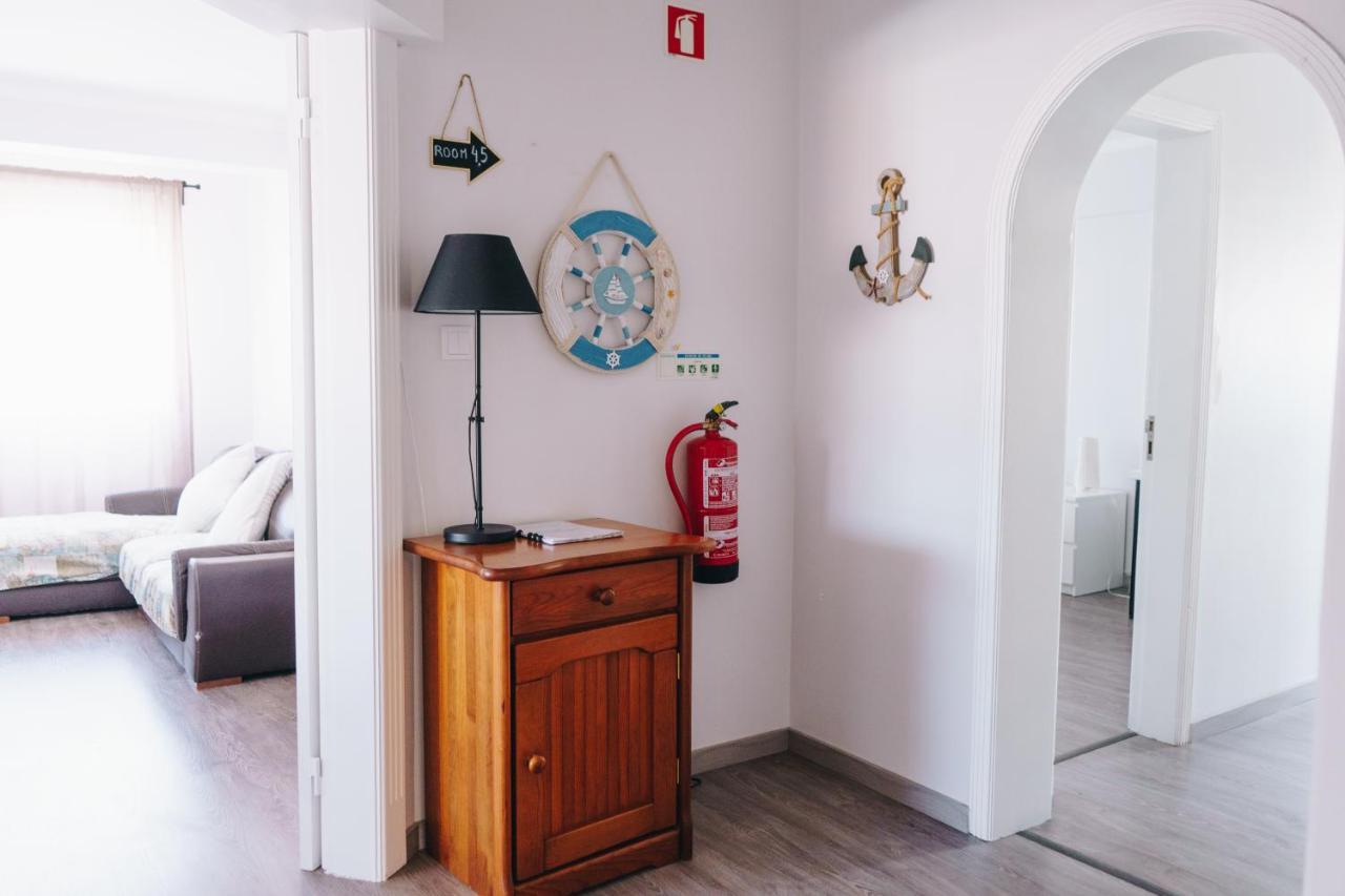 Ocean Guesthouse Peniche Esterno foto