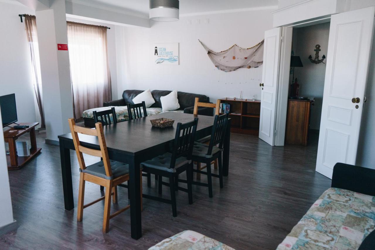 Ocean Guesthouse Peniche Esterno foto